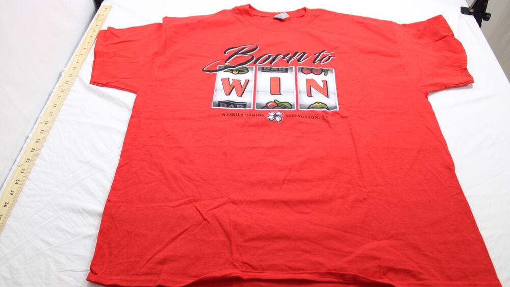 Gildan Men's 2XL Naskila Gaming Born to Win Casino Graphic T-Shirt Red Cotton